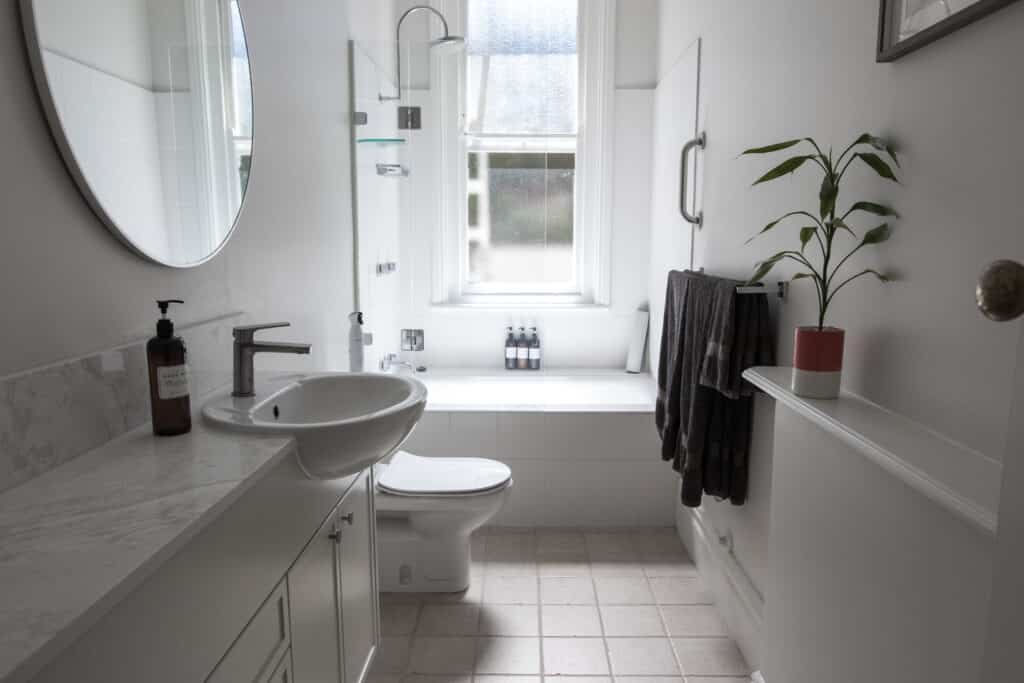 Salle de bain équiper à Blanc-Mesnil